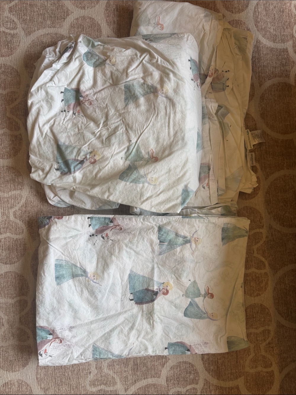 Pottery Barn kids Disney Frozen Anna Elsa Full sheet set